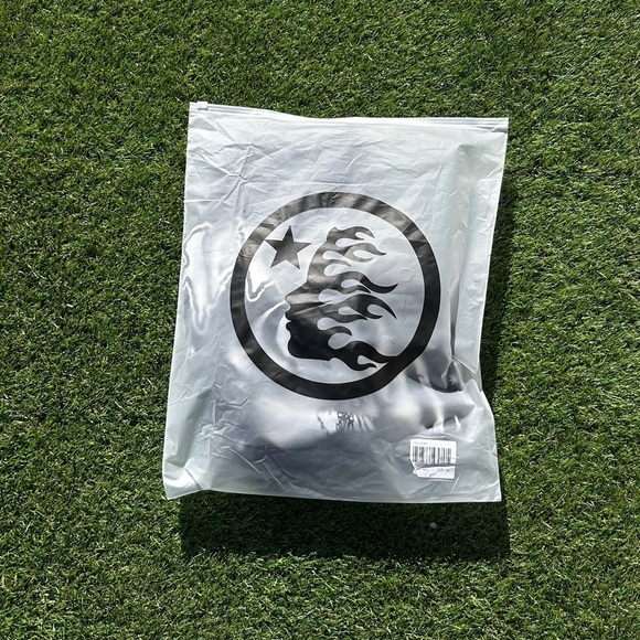 Hellstar Black Graphic Tee - Picture 5 of 5